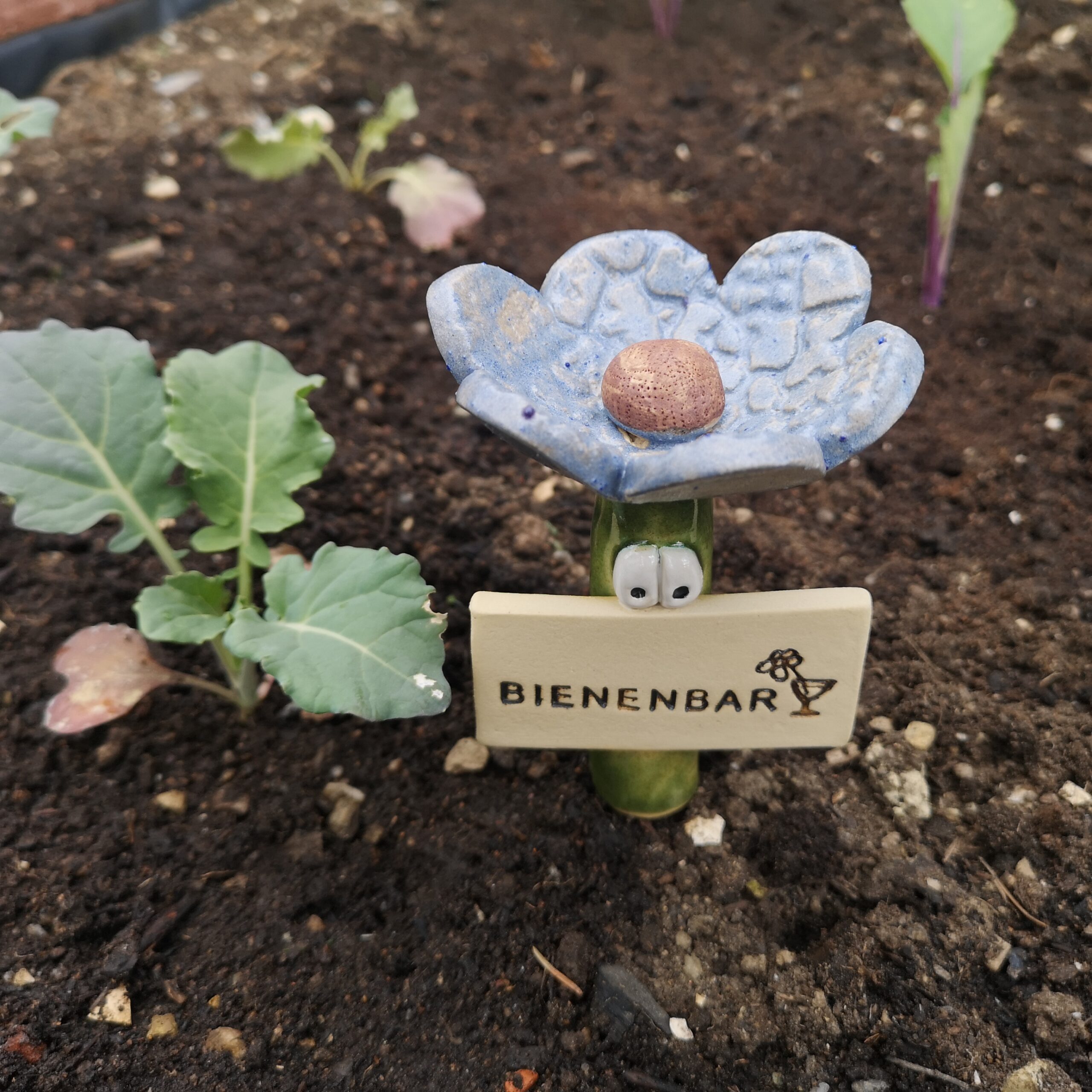 Bienenbar Insektentränke Blau