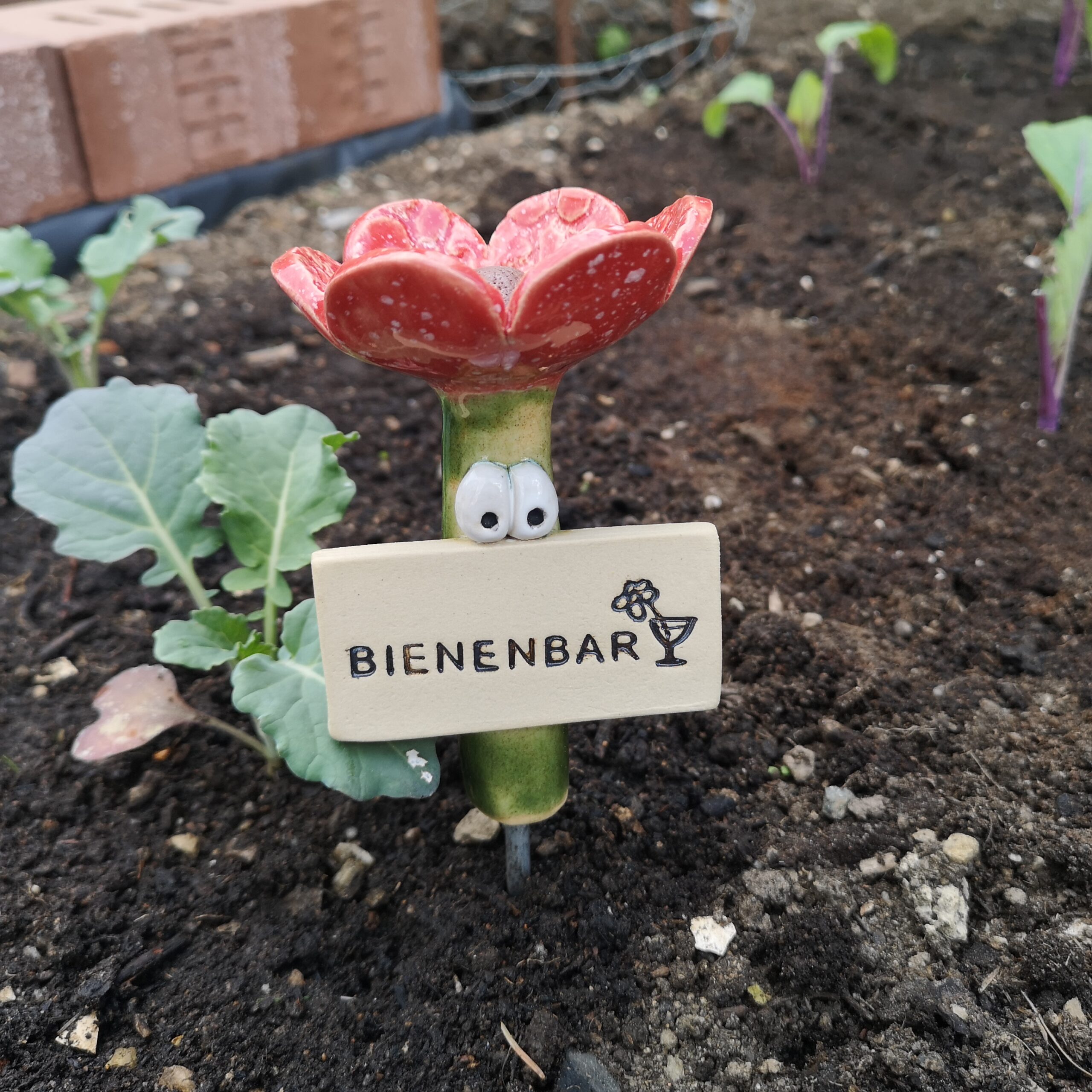 Insektentränke Bienenbar Rot