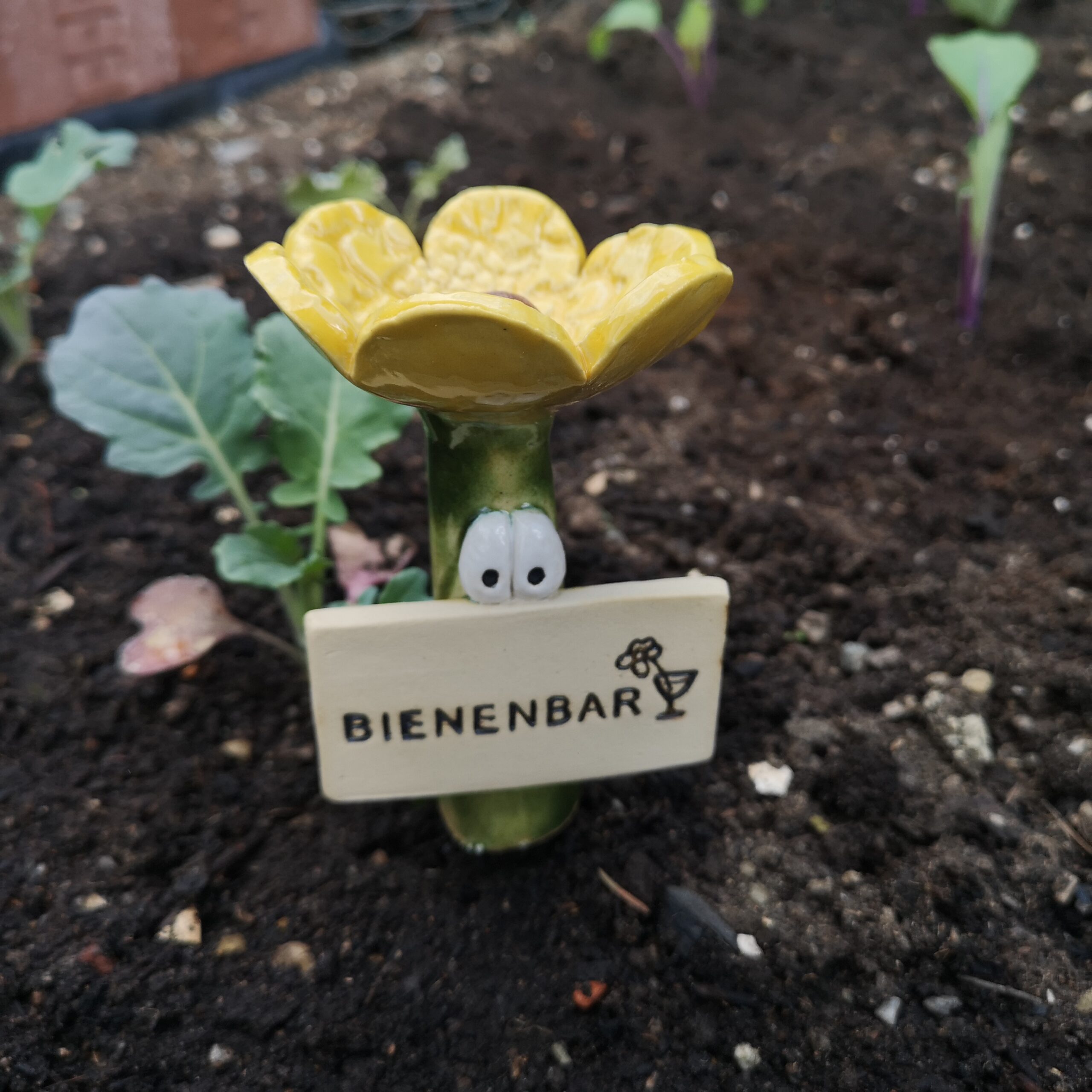 Bienenbar Insektentränke Gelb