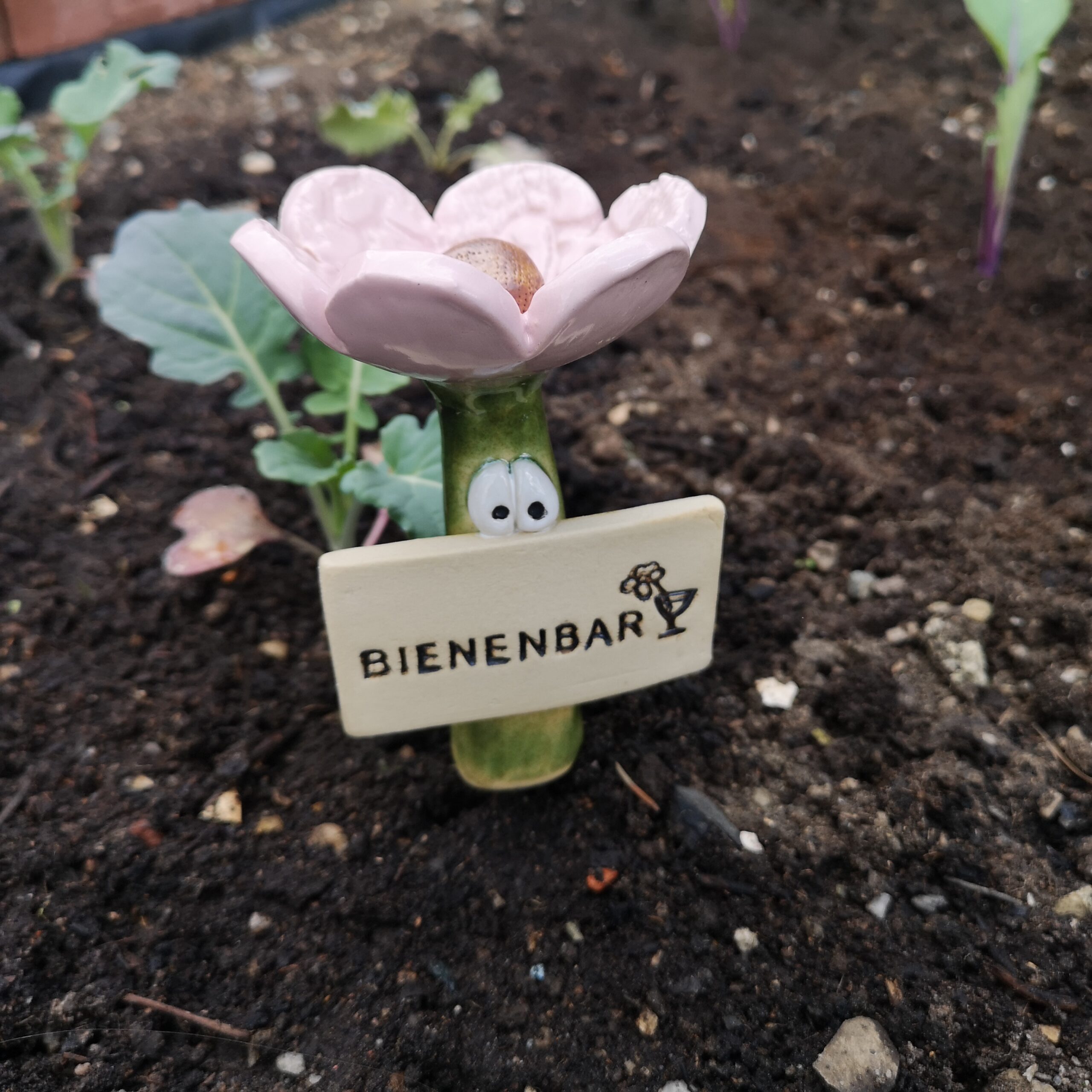 Bienenbar Insektentränke Rosa