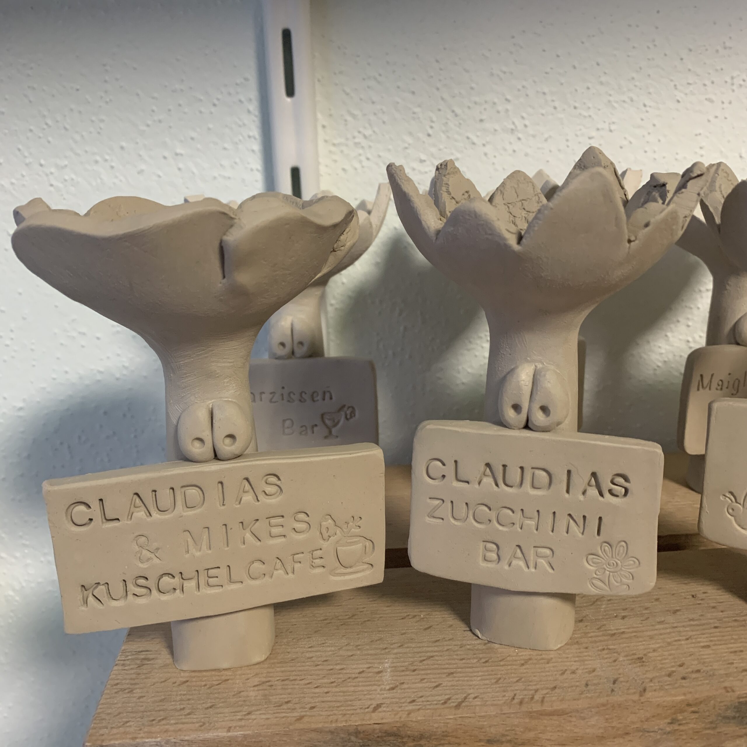 Bienenbar Insektentränke live töpfern in TikTok