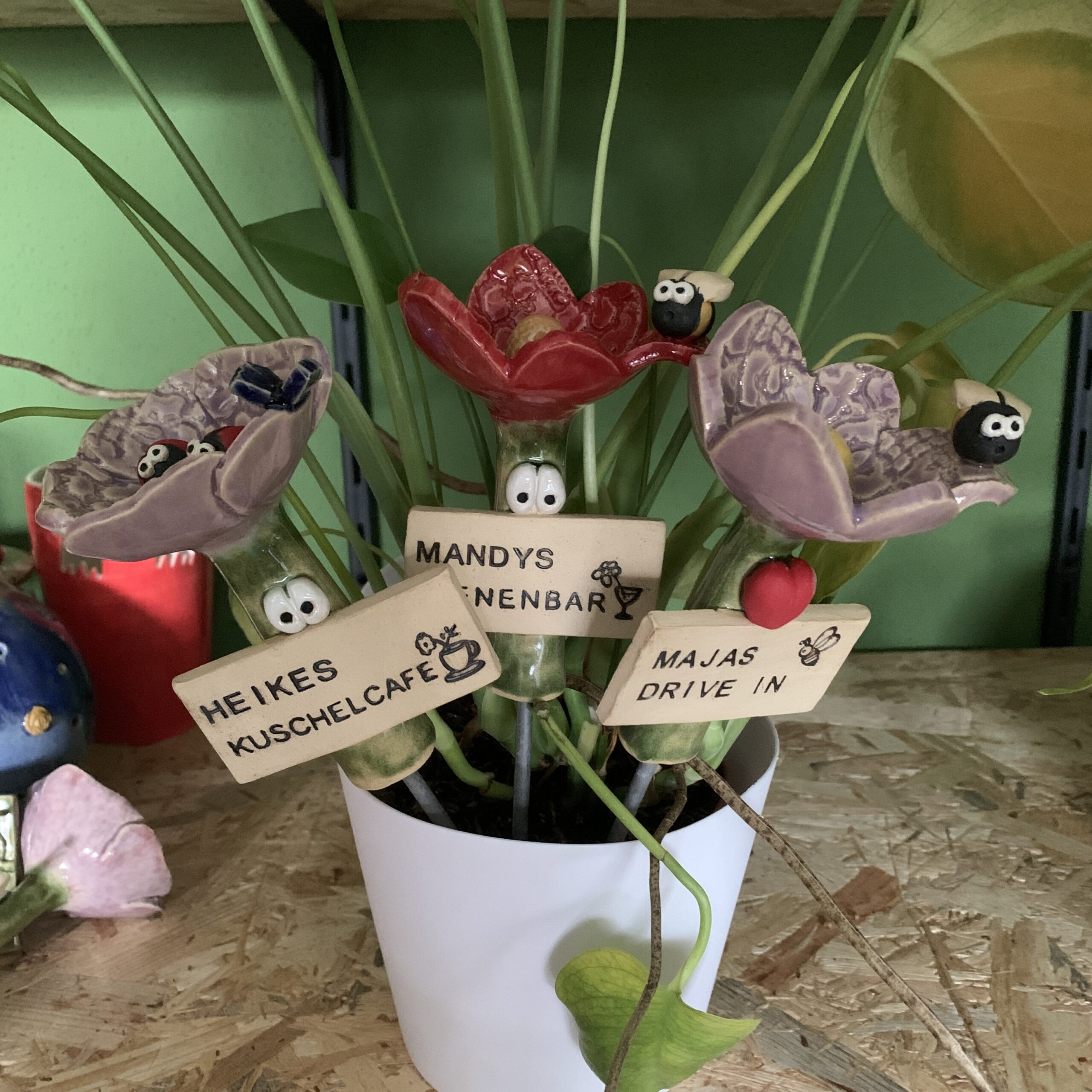 Bienenbar Insektentränke live töpfern in TikTok