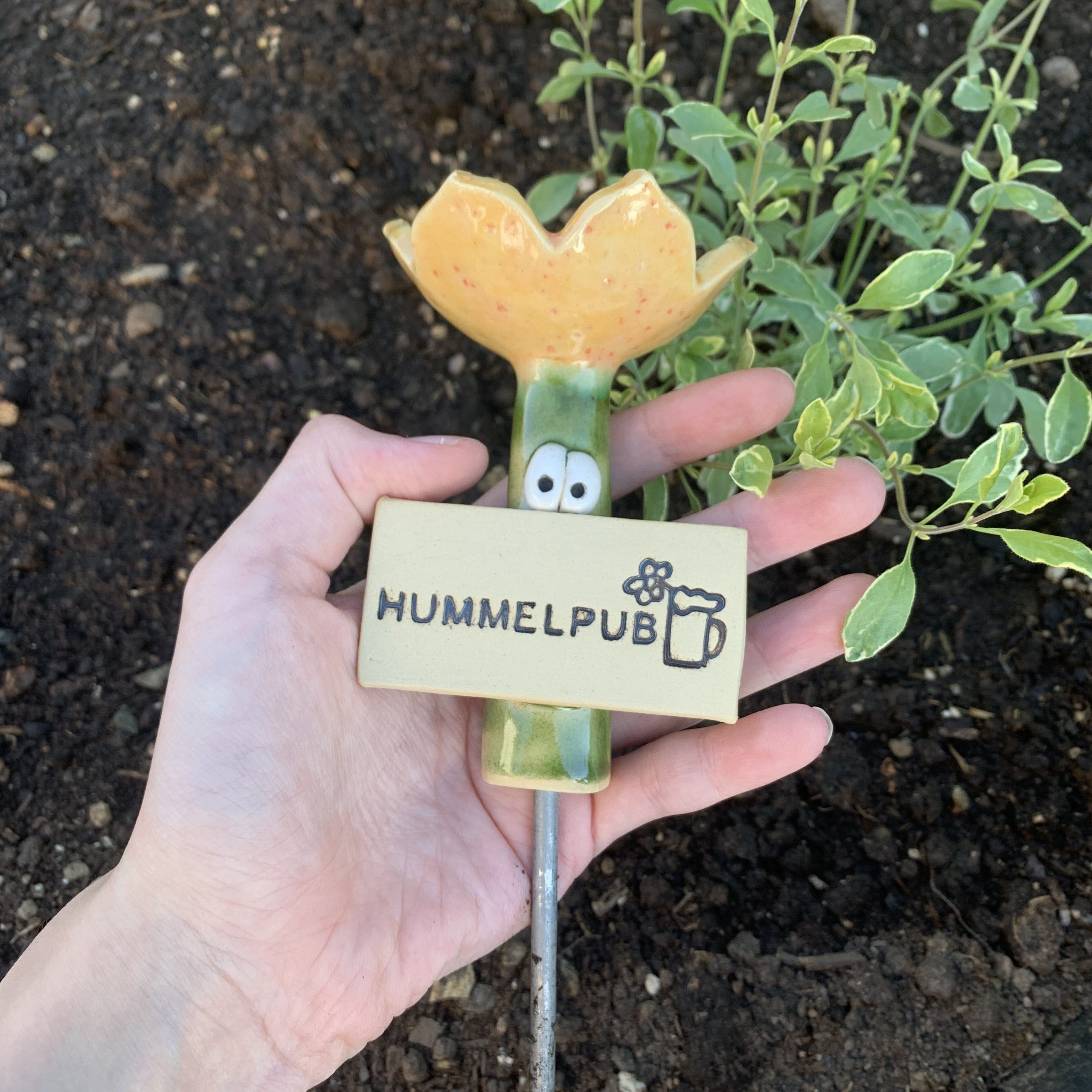 Hummelpub Insektentränke