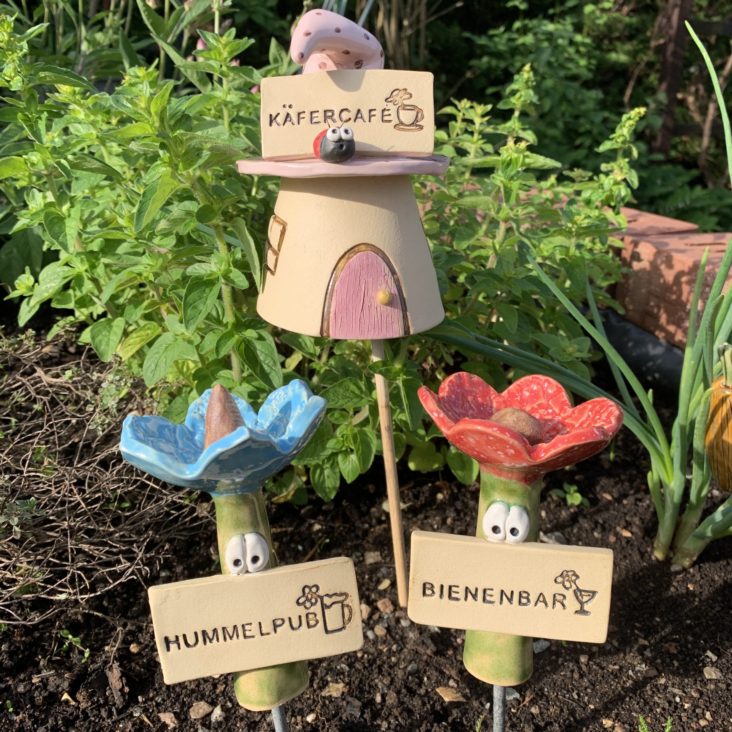 Hummelpub Insektentränke Insektenhotel