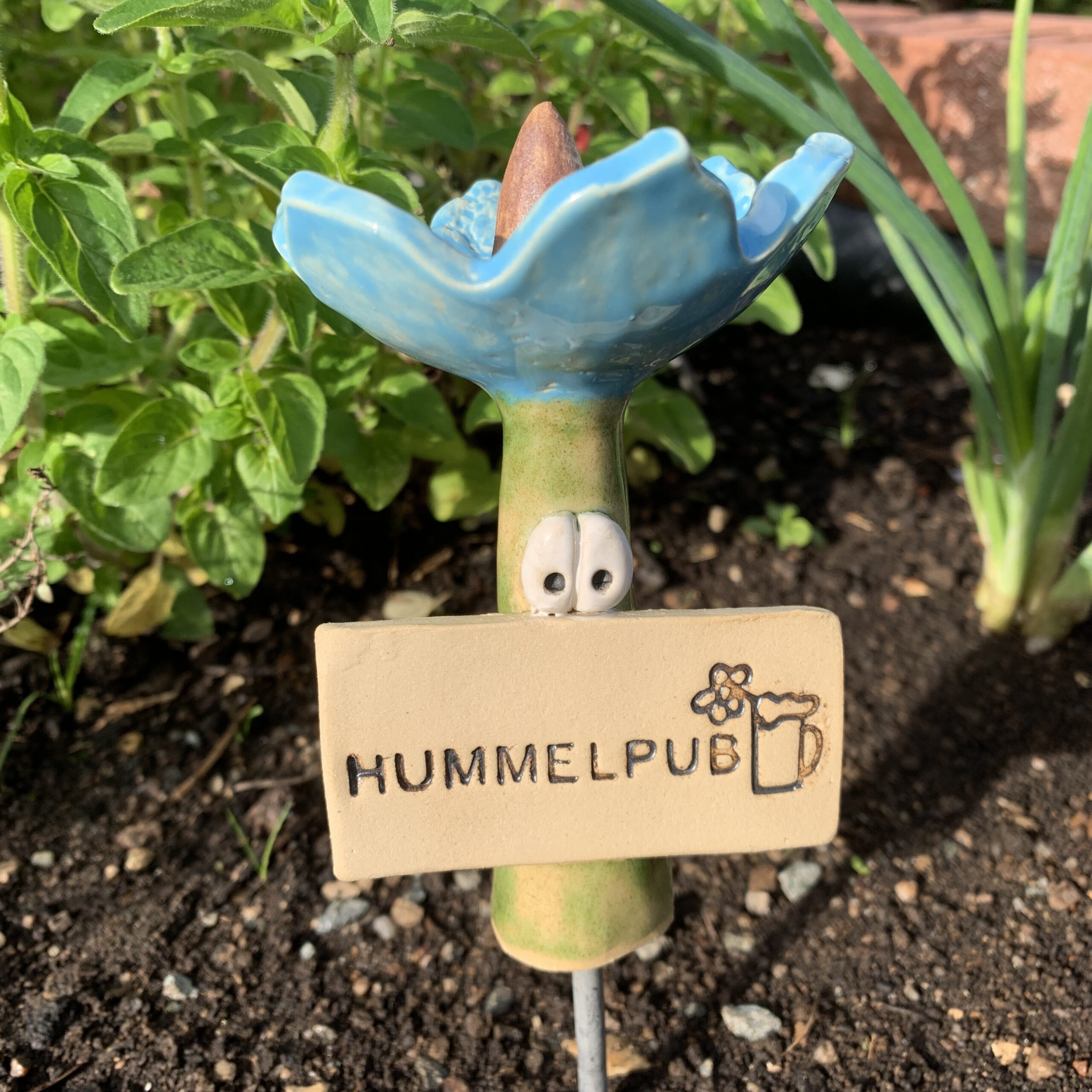 Hummelpub Insektentränke